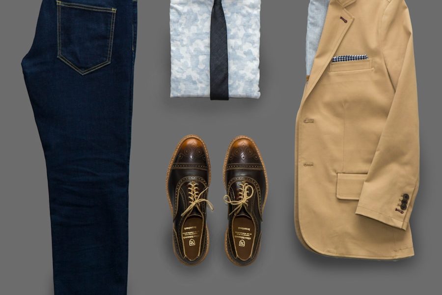 Photo "How to dress for your sons graduation? Discover 5 outfit ideas for this special day"
