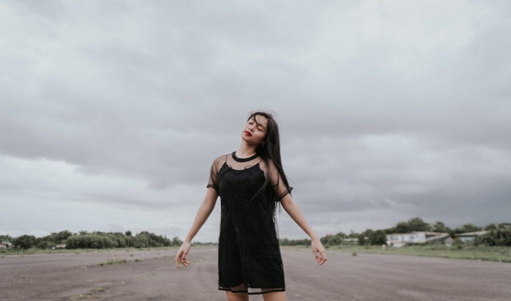 Photo Classic black dress